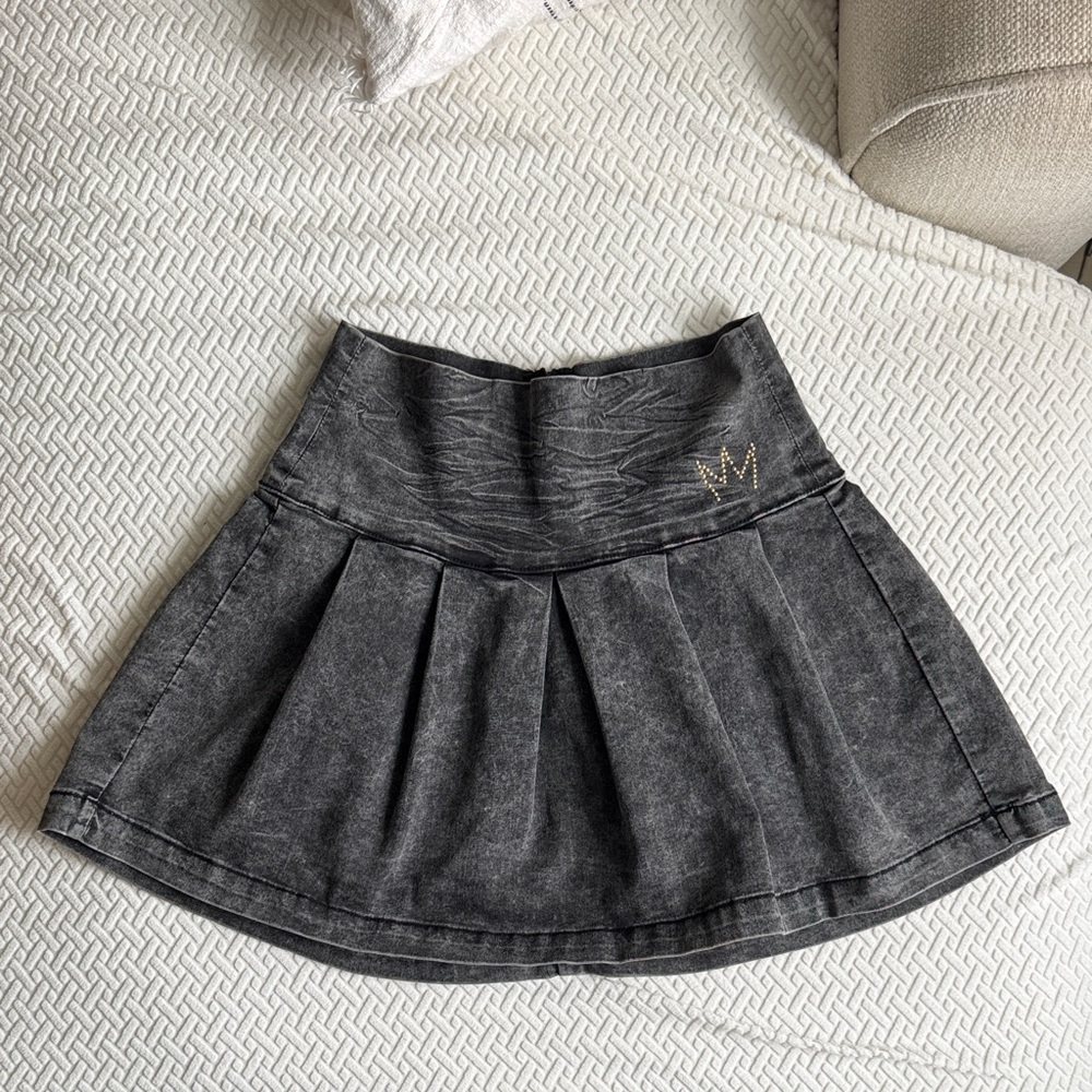 Gray Pleated Skirt NWOT